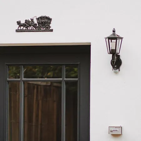 بيت للعطل Urlaub Im Alten Kutscherhaus *